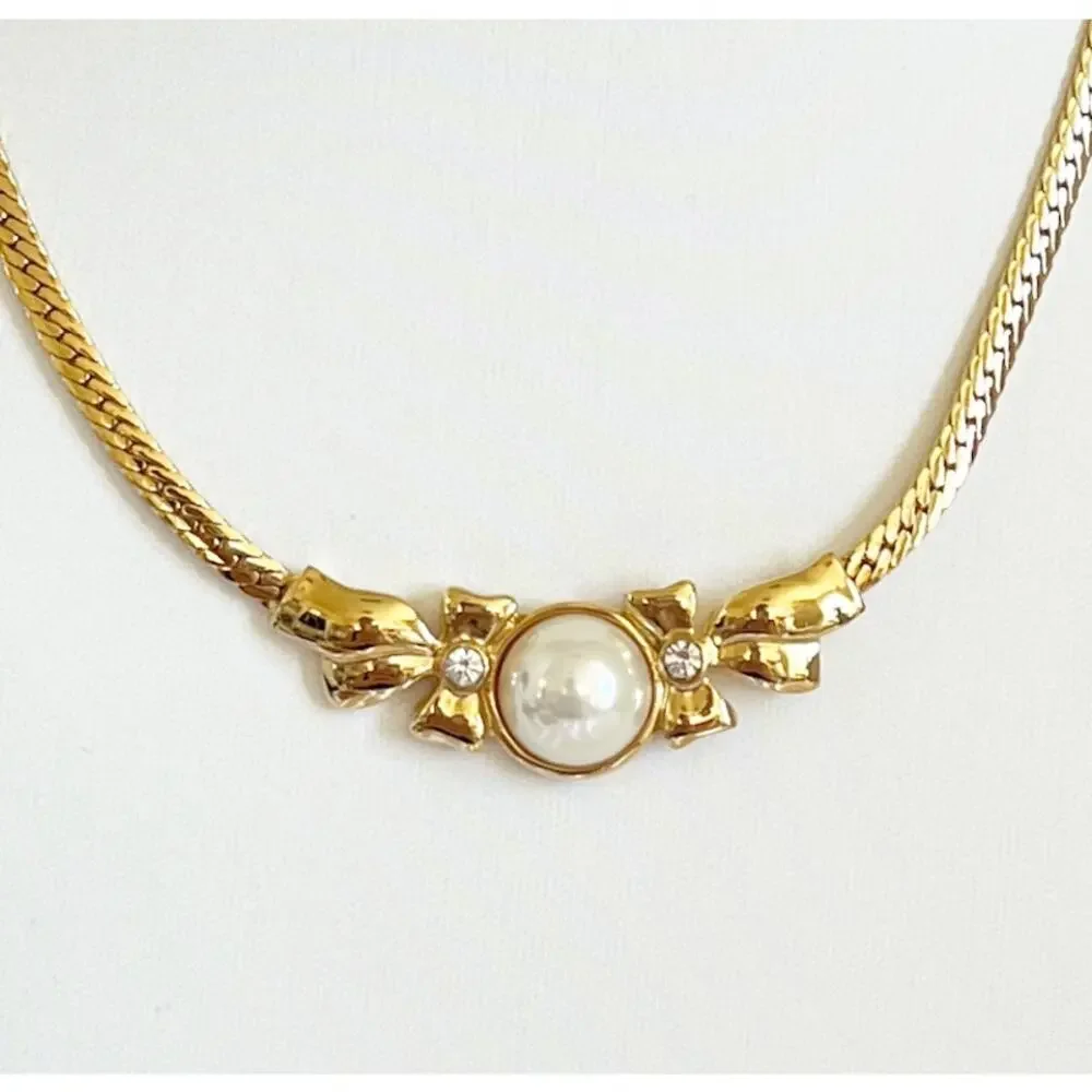 NINA RICCI Vintage Pearl Ribbon Necklace Omega Choker Snake Chain 1980's
